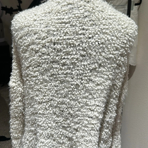 Shaggy ivory freepeople cardigan - Picture 4 of 4